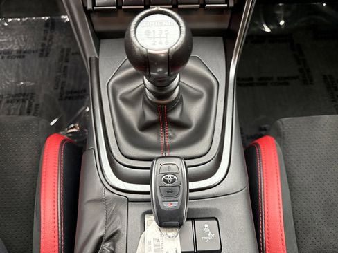 Used 2024 Toyota GR86 TRUENO Edition image 22