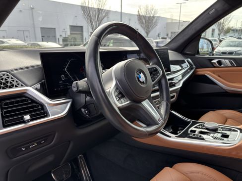 Certified 2024 BMW X5 xDrive40i w/ M Sport Package image 17