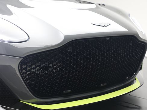 Used 2023 Aston Martin DBS Coupe RWD image 14