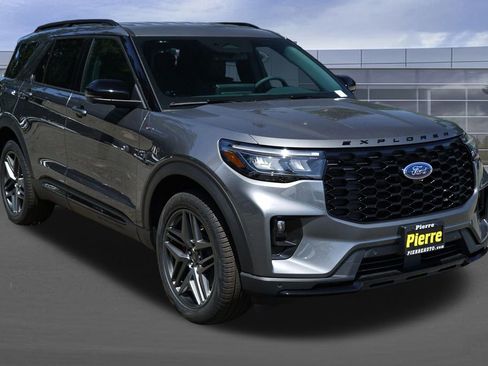 New 2026 Ford Explorer ST-Line w/ ST-Line Street Pack AWD/4WD image 2