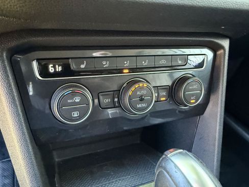 Used 2021 Volkswagen Tiguan SE AWD/4WD image 14