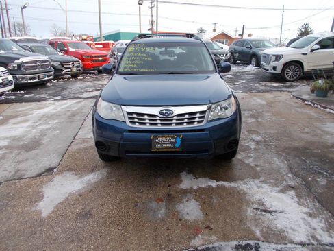 Used 2012 Subaru Forester 2.5X Premium w/ All-Weather Pkg image 9