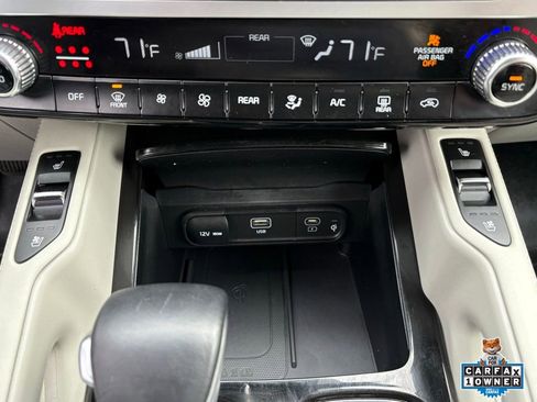 Used 2023 Kia Telluride EX image 19