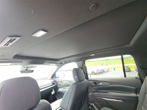 New 2026 Chevrolet Traverse LT w/ Enhanced Driving Package image 22