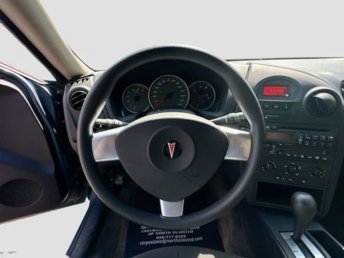 Used 2006 Pontiac Grand Prix FWD image 12
