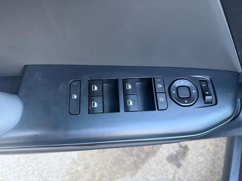 Used 2025 Kia K4 LXS image 10