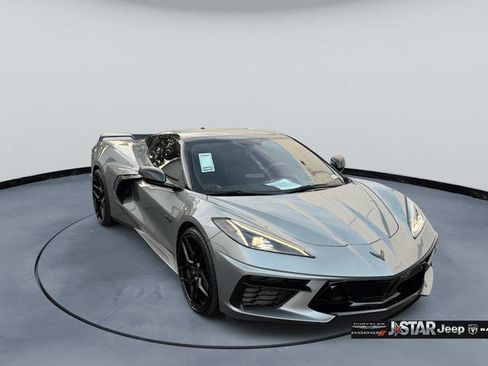Used 2023 Chevrolet Corvette Stingray Premium Conv w/ Z51 Performance Package image 2