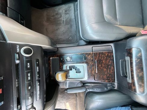 Used 2009 Toyota Land Cruiser image 15