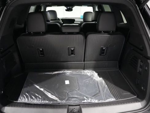 New 2026 Buick Enclave Preferred w/ Power Package AWD/4WD image 9