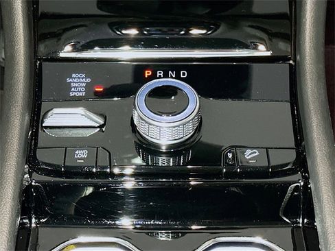 Used 2022 Jeep Grand Cherokee Limited 4xe image 14