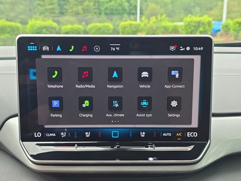 Certified 2025 Volkswagen ID.4 Pro S Plus AWD/4WD image 23