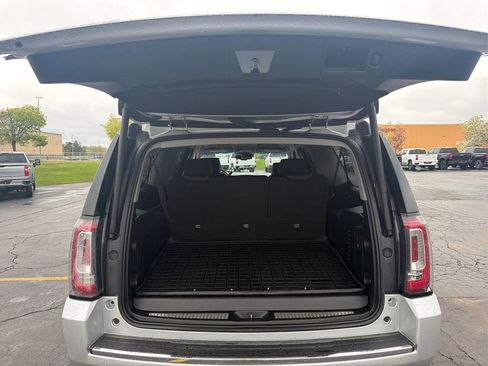 Used 2020 GMC Yukon XL Denali AWD/4WD image 21