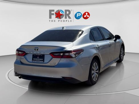 Used 2023 Toyota Camry LE image 5
