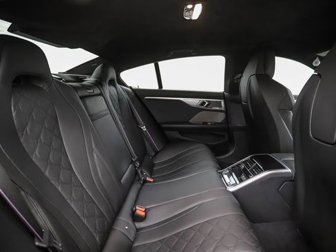 Used 2025 BMW M8 Competition AWD/4WD image 27
