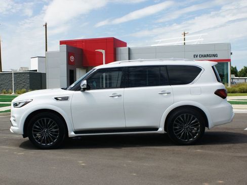 Used 2024 INFINITI QX80 Sensory w/ Cargo Package image 14