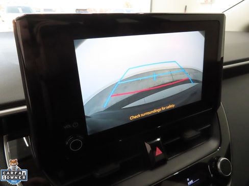 Used 2026 Toyota Corolla LE FWD image 17
