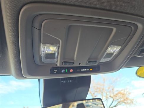 Used 2023 Chevrolet Silverado 1500 Custom image 25