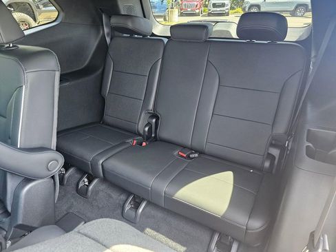 Used 2025 Buick Enclave Preferred w/ Power Package AWD/4WD image 54