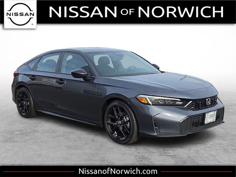 Used 2025 Honda Civic Sport image 1