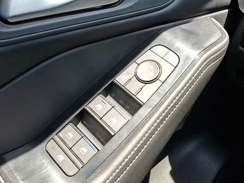 Used 2026 Nissan Rogue SV AWD/4WD image 18