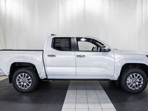 New 2026 Toyota Tacoma Limited AWD/4WD image 3