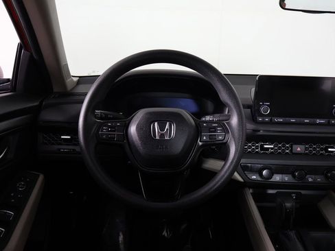 Used 2023 Honda Accord EX image 36