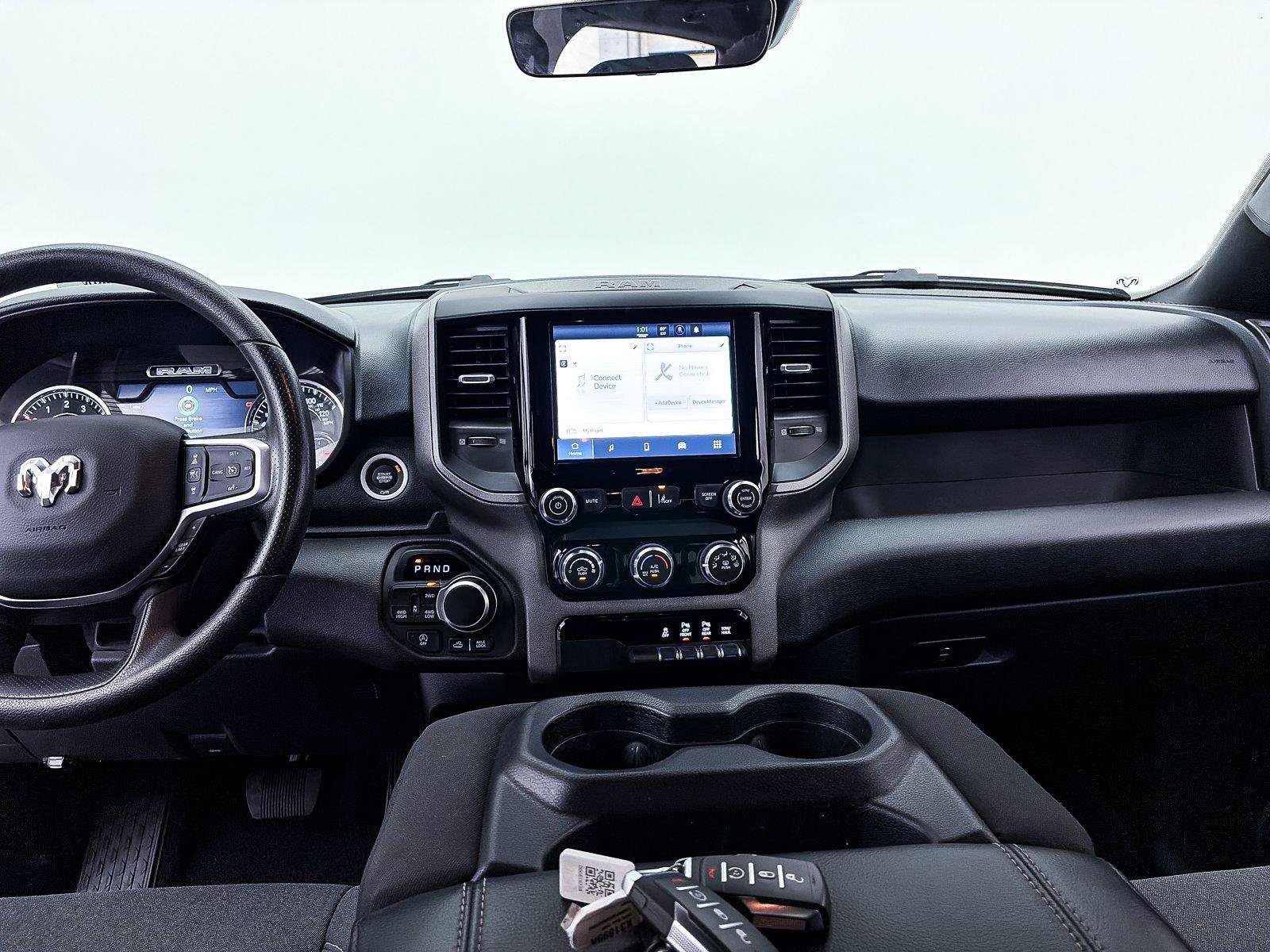 Used 2025 RAM 1500 Warlock AWD/4WD image 7