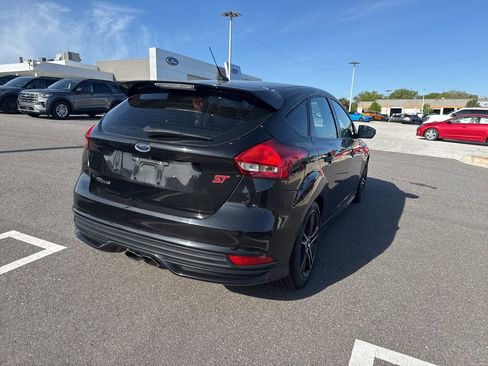 Used 2015 Ford Focus ST w/ Equipment Group 402A image 2