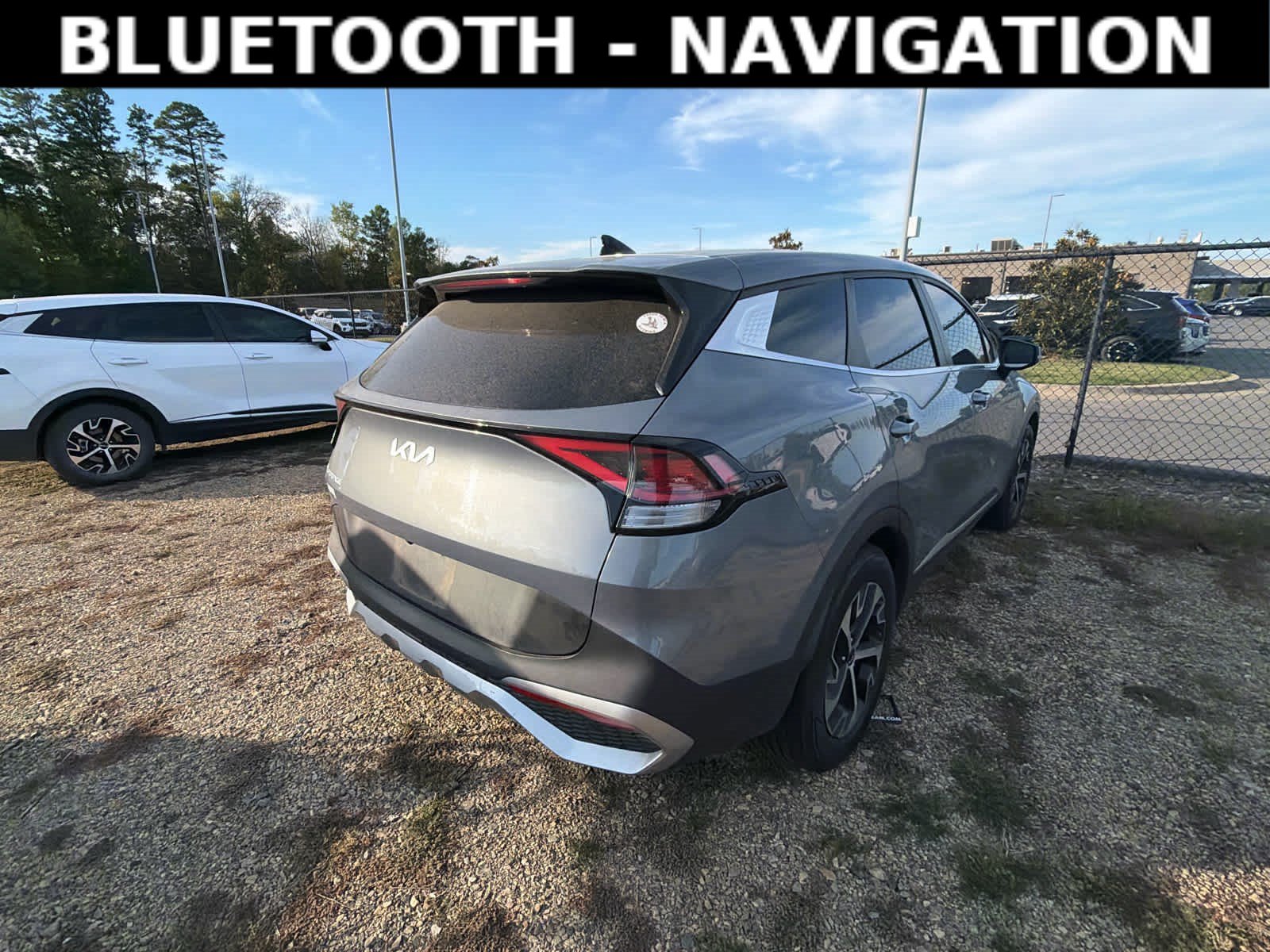 Used 2024 Kia Sportage EX FWD image 4