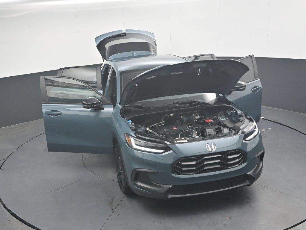 Certified 2025 Honda HR-V Sport image 37