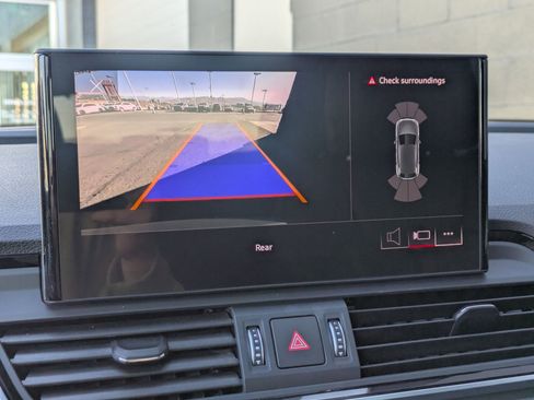 Certified 2025 Audi Q5 2.0T Premium w/ Convenience Plus Package image 17