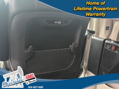 Used 2024 Chrysler Pacifica Touring-L FWD image 23
