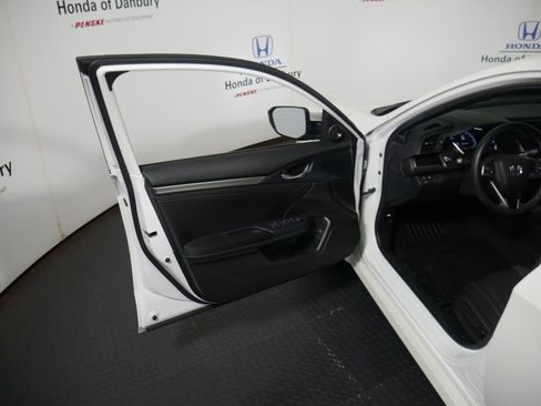 Certified 2021 Honda Civic EX image 10