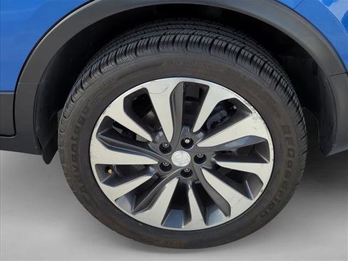 Used 2018 Buick Encore Essence image 6