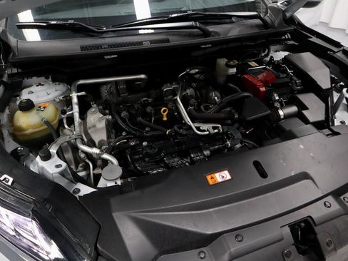 Used 2024 Mitsubishi Outlander ES image 15