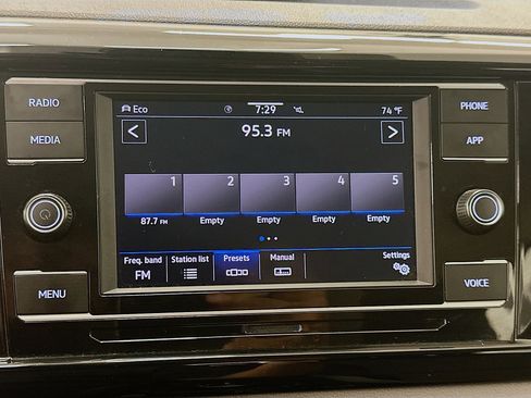 Used 2024 Volkswagen Taos S image 21