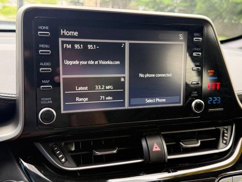 Used 2019 Toyota C-HR XLE FWD image 47