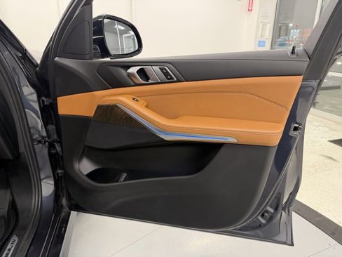 Used 2022 BMW X5 xDrive45e w/ M Sport Package image 55