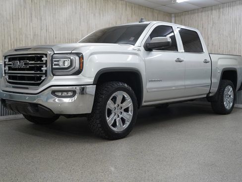 Used 2018 GMC Sierra 1500 SLT image 4