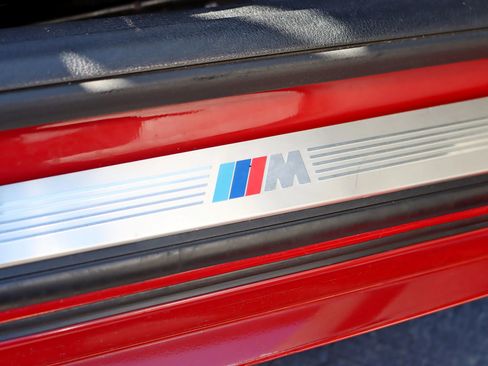 Used 2011 BMW Z4 sDrive35is image 17