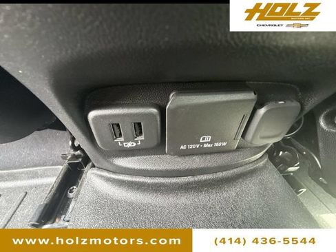 Certified 2018 Chevrolet Malibu Premier w/ Premier Sun and Wheel Package FWD image 23