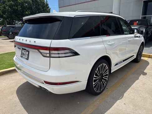 Used 2022 Lincoln Aviator Black Label w/ Dynamic Handling Package AWD/4WD image 7