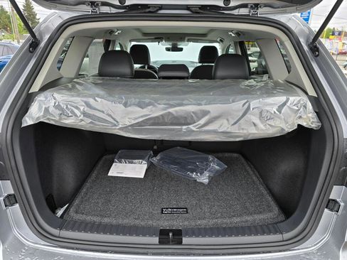 New 2026 Volkswagen Taos SE AWD/4WD image 14