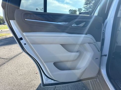 Used 2022 GMC Yukon Denali image 13