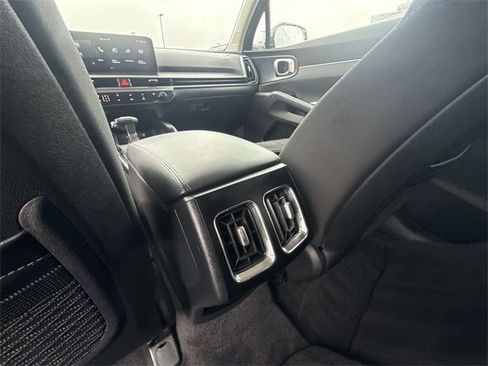 Used 2025 Kia Sorento LX image 20