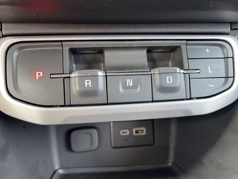 Used 2023 GMC Acadia SLE AWD/4WD image 20