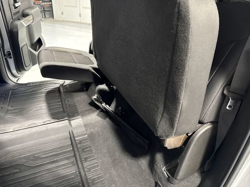 Used 2019 GMC Sierra 1500 SLE w/ SLE Value Package AWD/4WD image 40
