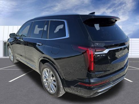 Certified 2023 Cadillac XT6 Premium Luxury FWD image 4