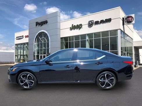 Used 2025 Nissan Altima 2.5 SR AWD/4WD image 6