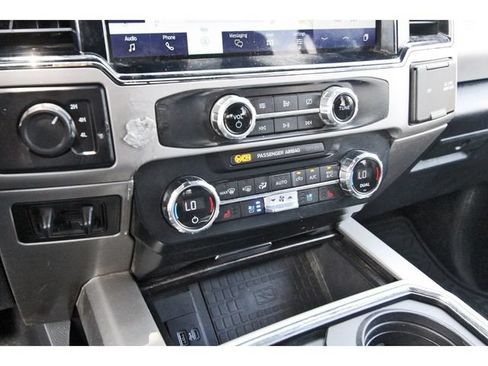 Used 2022 Ford F350 Lariat w/ Lariat Ultimate Package AWD/4WD image 25
